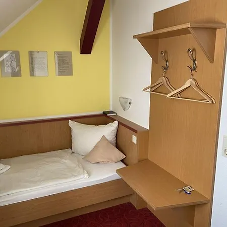 호텔 Panoramahotel Lilienstein 3*